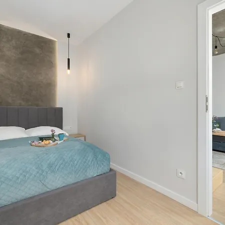 Konik Morski 11 - Easy - Rent Rewal